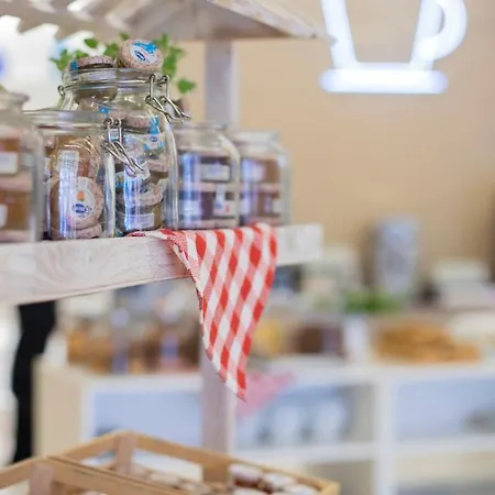 La Terrassa فندق 3*