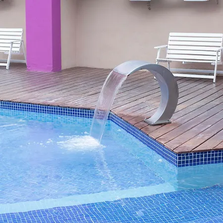 La Terrassa 3* بلاتجا ذارو