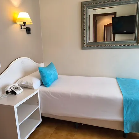 La Terrassa فندق 3*