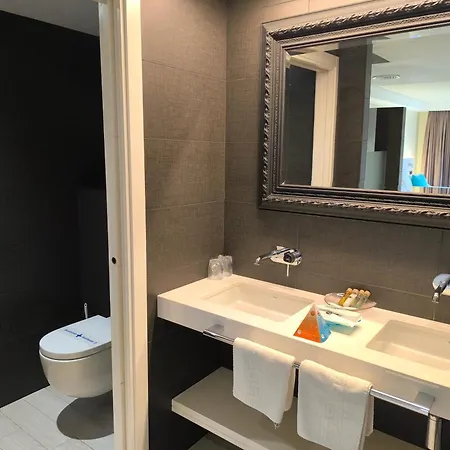 فندق La Terrassa بلاتجا ذارو