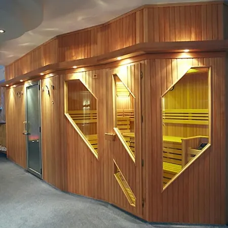 拉特拉萨spa酒店 酒店 普拉加德阿罗