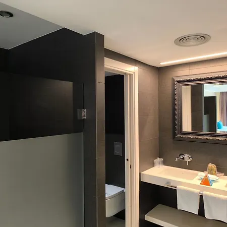 La Terrassa 3* プラヤ・デアロ
