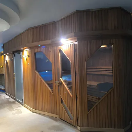 拉特拉萨spa酒店 普拉加德阿罗