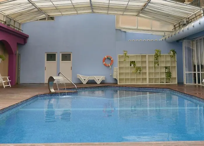 拉特拉萨spa酒店 酒店 普拉加德阿罗