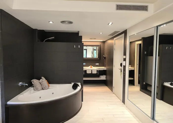 拉特拉萨spa酒店