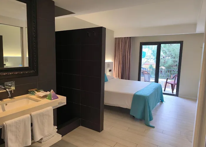 La Terrassa 3* Платжа-д'Ару