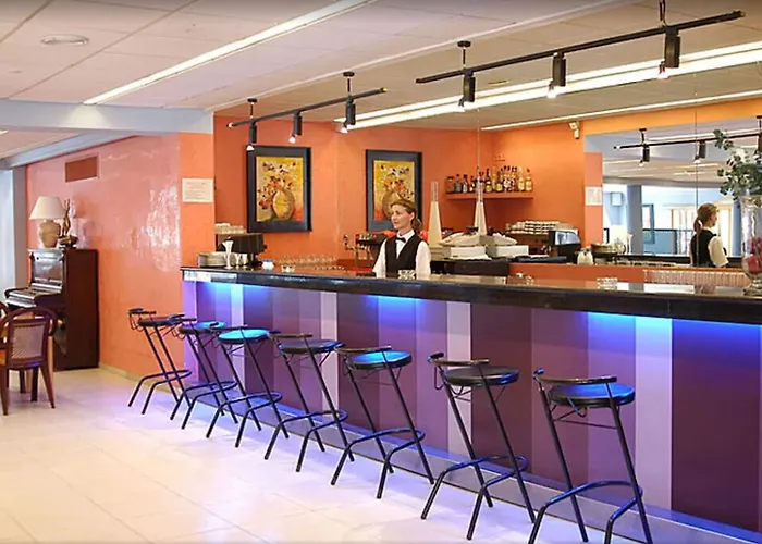 拉特拉萨spa酒店 3*