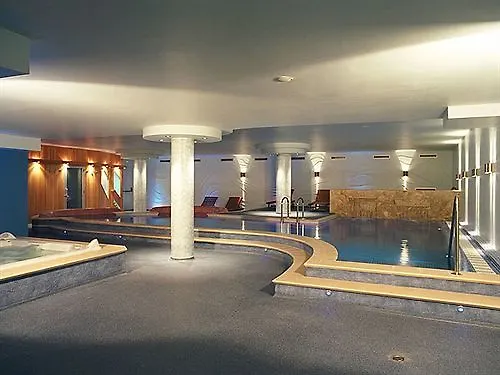 拉特拉萨spa酒店 3*